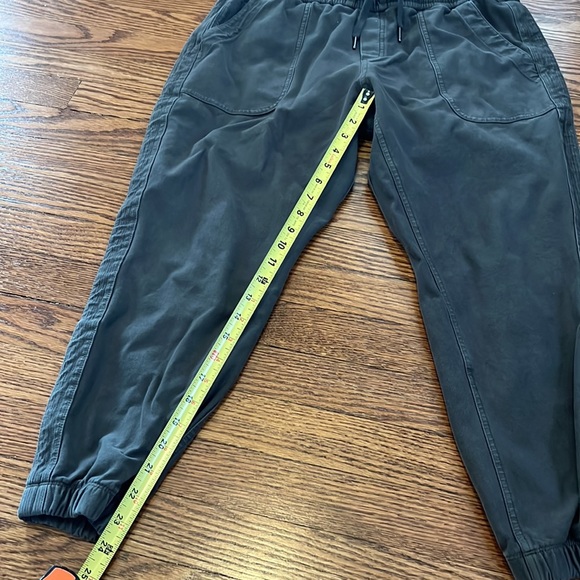 Farallon jogger from athleta in 14p - Picture 3 of 7